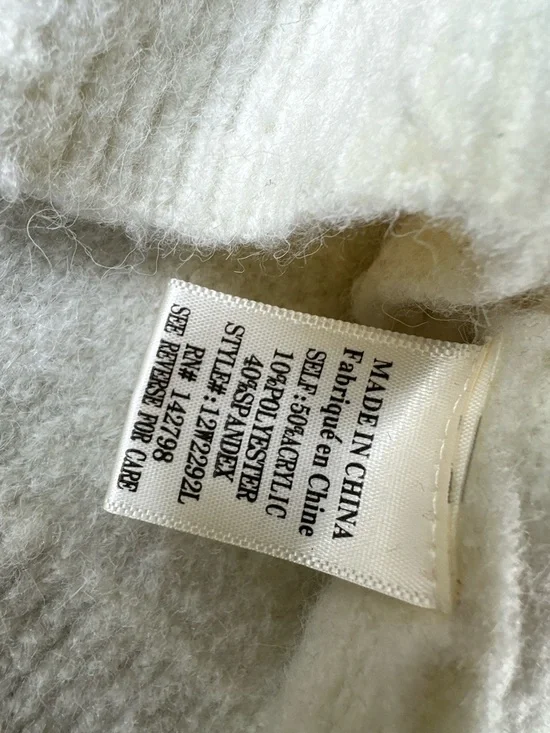 🎉5 for $45🎉 Loveriche sweater pullover size S - Picture 8 of 9